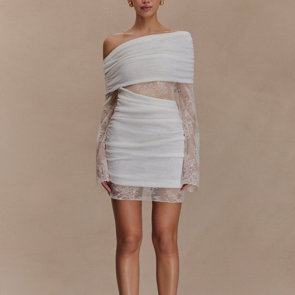 MESHKI - white lace off shoulder cutout side asymmetrical mini dress - Picture 3 of 3